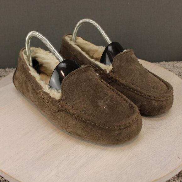 UGG Suede Shearling Slippers Slip On Womens 8 Brown Comfort - Picture 2 of 10